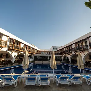 4* Hotel Costa Bitezhan